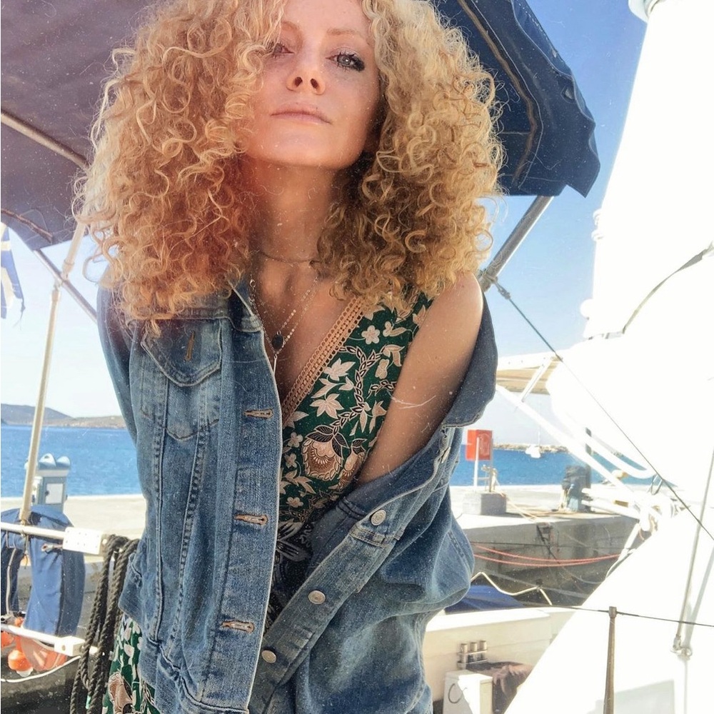 Classic Levi’s Jean Jacket (size M) Purchased in Rome, Italy